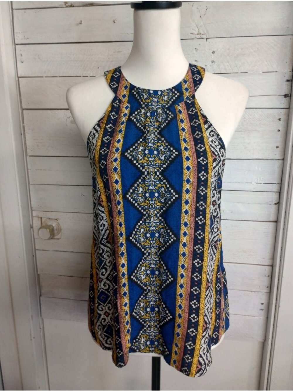 Sweet Wanderer Boho Halter Top Tank Large Geometric Print Keyhole Back *